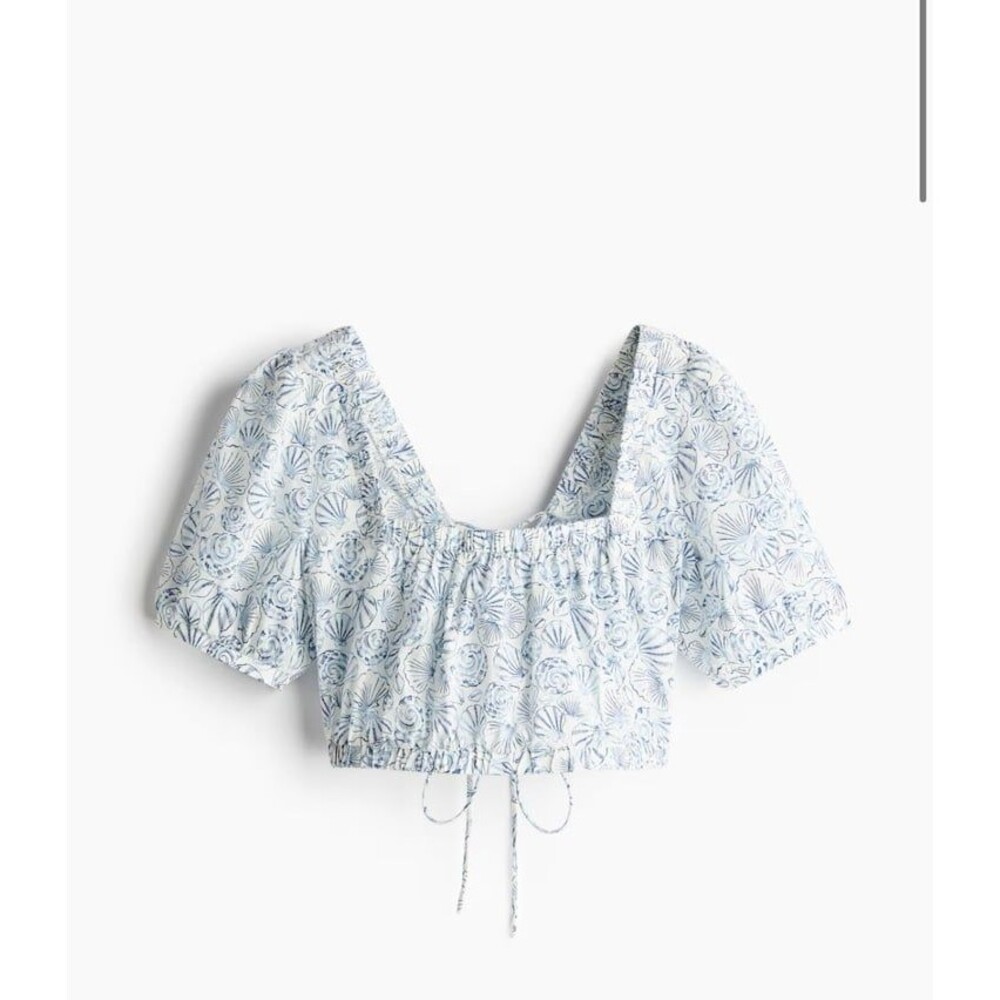 H&M seashell top